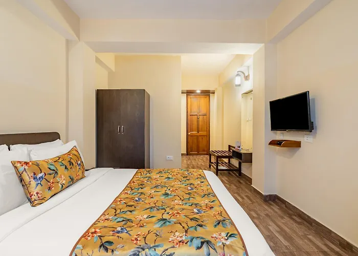 Summit Namnang Courtyard & Spa 5 Mins Walk To Mg Marg